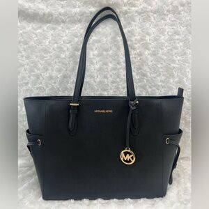 Michael Kors Gilly Tote